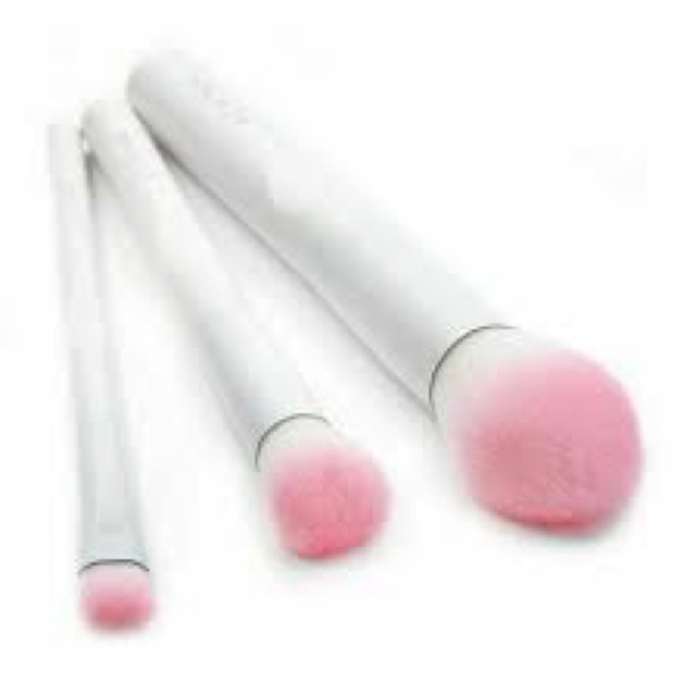 CROWN BRUSH
CROWN BRUSH TRIO